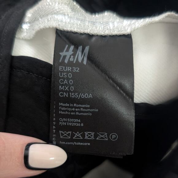 Rabanne x H&M Shimmery Metallic Tailored Dress Pant Trousers in Silver, Size 0 - Picture 10 of 11